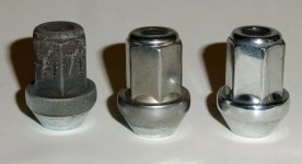 Muttern Winterreifen.jpg Muttern Winterreifen.jpg