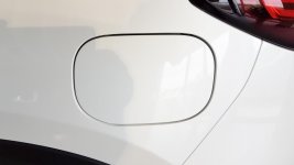 Fuel cap closed.jpg