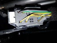 C19 Stecker unter Fahrersitz-grün-gelbes Kabel hat 30A Dauerplus und ist nicht angeschlosse.jpg C19 Stecker unter Fahrersitz-grün-gelbes Kabel hat 30A Dauerplus und ist nicht angeschlosse.jpg