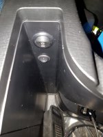 Schalter Sitzheizung oben verbauen - und 3er Wippe nach unten - aber mit 16 mm-Wippe.jpg Schalter Sitzheizung oben verbauen - und 3er Wippe nach unten - aber mit 16 mm-Wippe.jpg