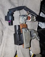 Stromsensor an Negativ-Pol der Batterie.jpg Stromsensor an Negativ-Pol der Batterie.jpg