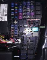 Fuse Box_D2.2 vFL.jpg