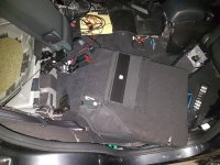 01_Sitz draussen.jpg 01_Sitz draussen.jpg