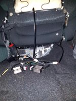 02_Unterm Sitz.jpg 02_Unterm Sitz.jpg