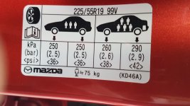 Fahrer B Säule..jpg Fahrer B Säule..jpg