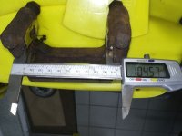 Freiraum zwischen Federblechen nach Entrosten.jpg