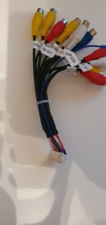 Android-Radio Kabel mit Cinch-Buchsen.jpg